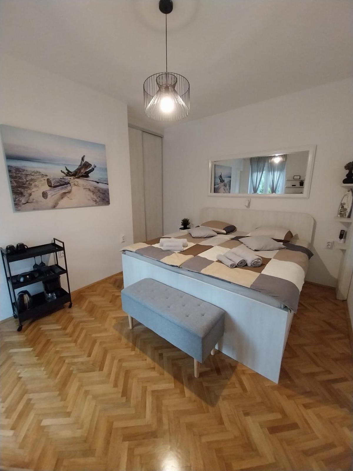Sobe Sotic Bed and Breakfast Ραμπ Εξωτερικό φωτογραφία