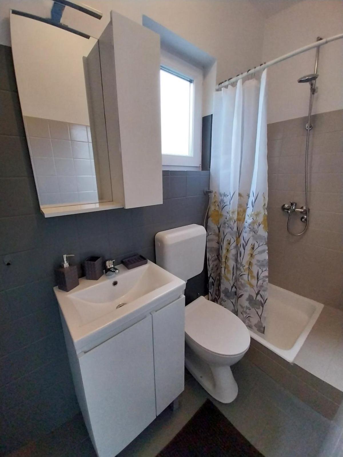 Sobe Sotic Bed and Breakfast Ραμπ Εξωτερικό φωτογραφία